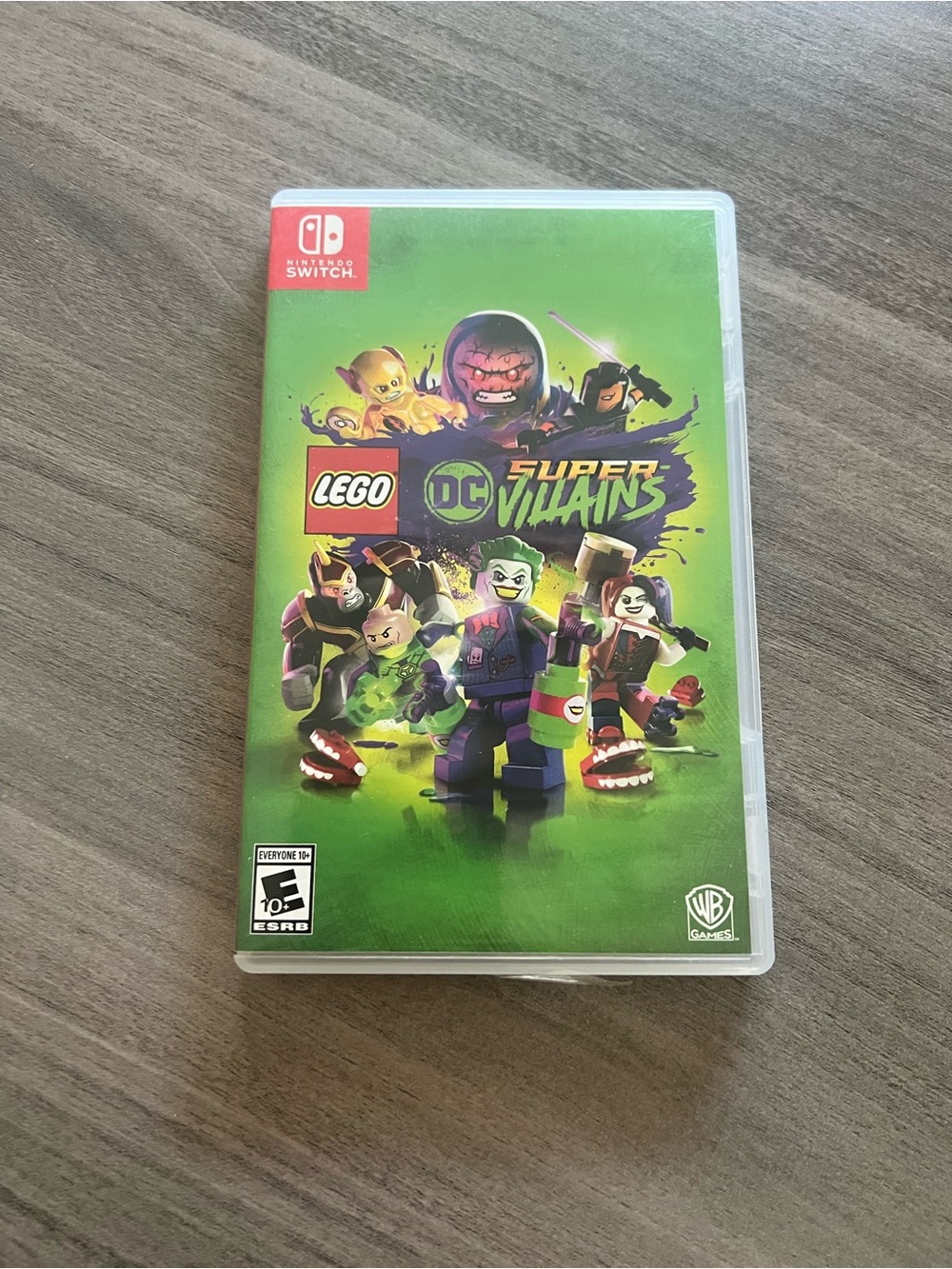 Nintendo SWITCH  LEGO DC Super-Villains Game